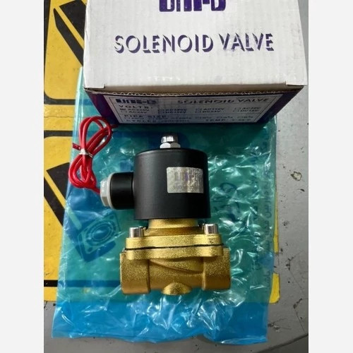 شیر برقی یونی دی مدل UW-15 1/2 اینچ 220 ولت مخصوص ابیاری و مه پاش ها و اتوماسیون و خانه هوشمند