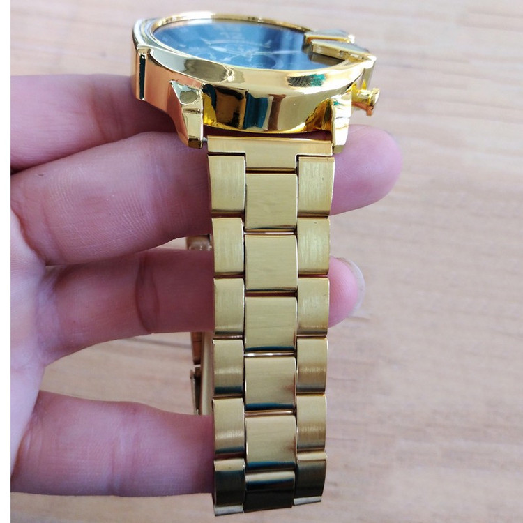 ساعت مچی عقربه ای کوارتز مردانه مدل بندفلزی شاخدار کد 444