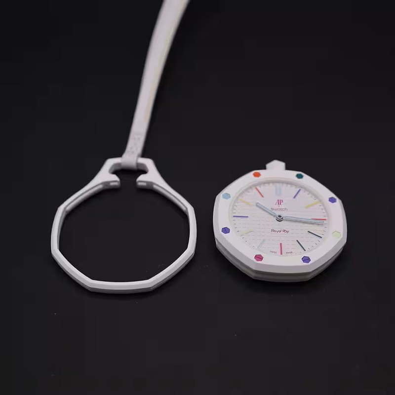 ساعت جیبی مچی عقربه ای زنانه و مردانه مدل رویال پاپ Huit Blanc