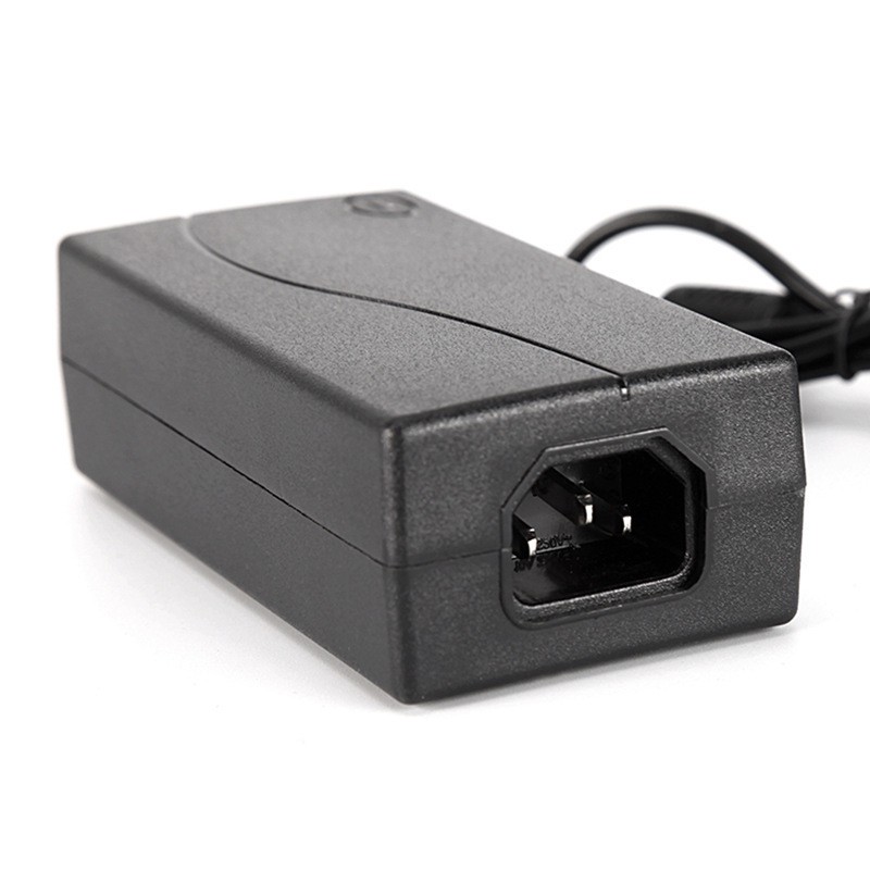 مبدل برق شهری به فندکی خودرو مدل c-98