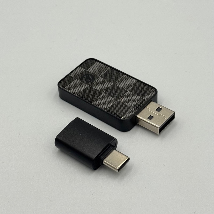 کارپلی و اندروید اتو مدل Wireless CarPlay/Android Auto به همراه مبدل USB به USB-C و کابل افزایش طول USB