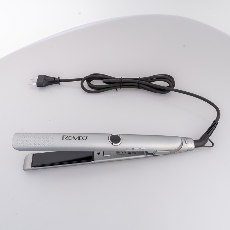 اتو و حالت دهنده ی مو حرفه ای رومئو مدل RM-5555 به همراه فر کننده مو