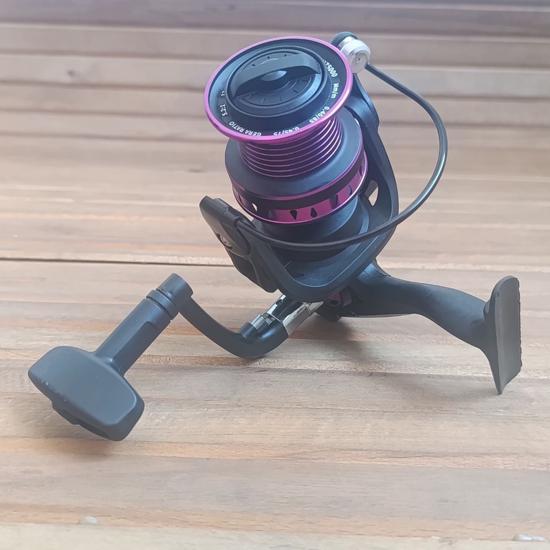 چرخ ماهیگیری مدل Hz 5000