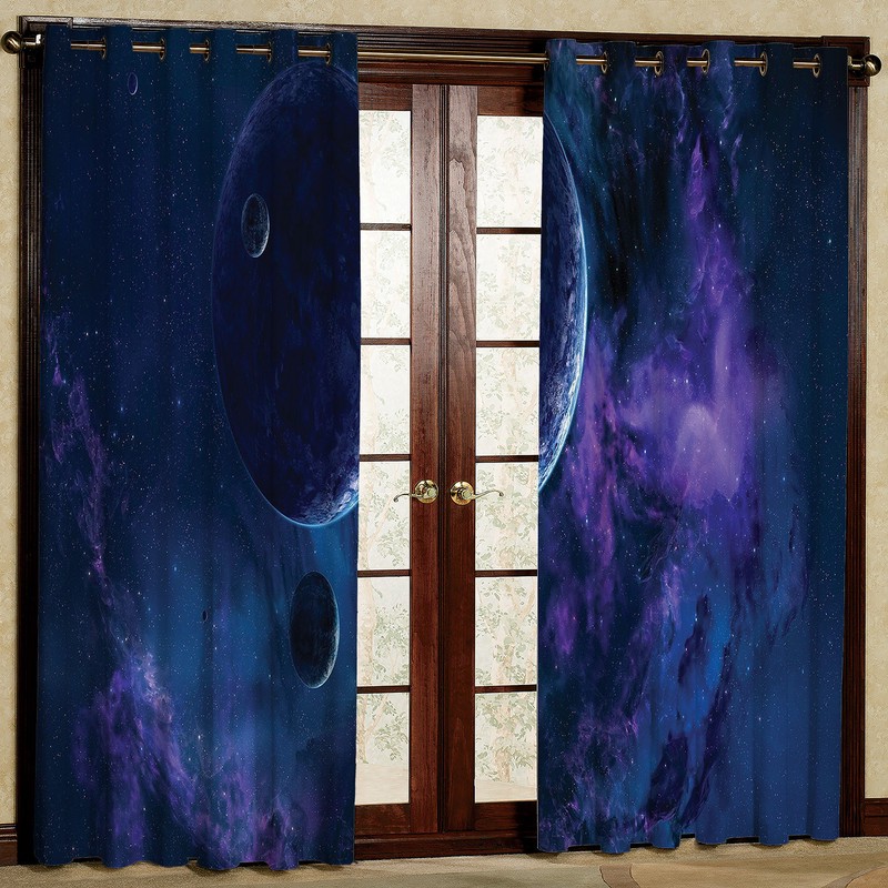 پرده مدل سیاره مخمل پانچی کد 2318 سایز 200x140 سانتی متر